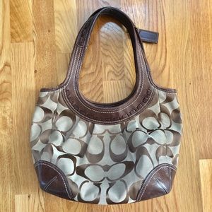 Coach Signature Shoulder Bag